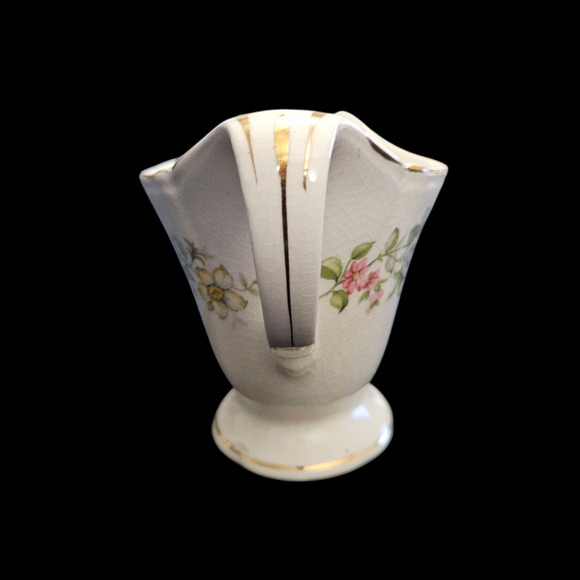 Vintage Floral Gravy Boat Sauce Pitcher Crackle Glaze Gold Trim Shabby Chic - Picture 4 of 7